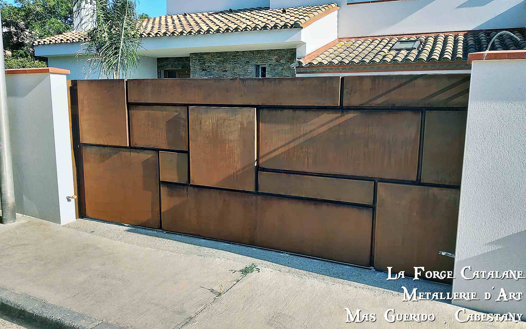 portillon portail coulissant rouille caisson decale quinconce fer 2 faces la forge catalane.jpg